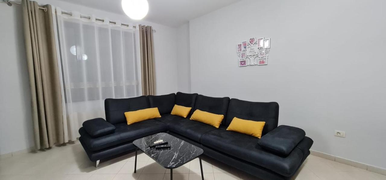 Miami Beach Apartments Golem  Luaran gambar